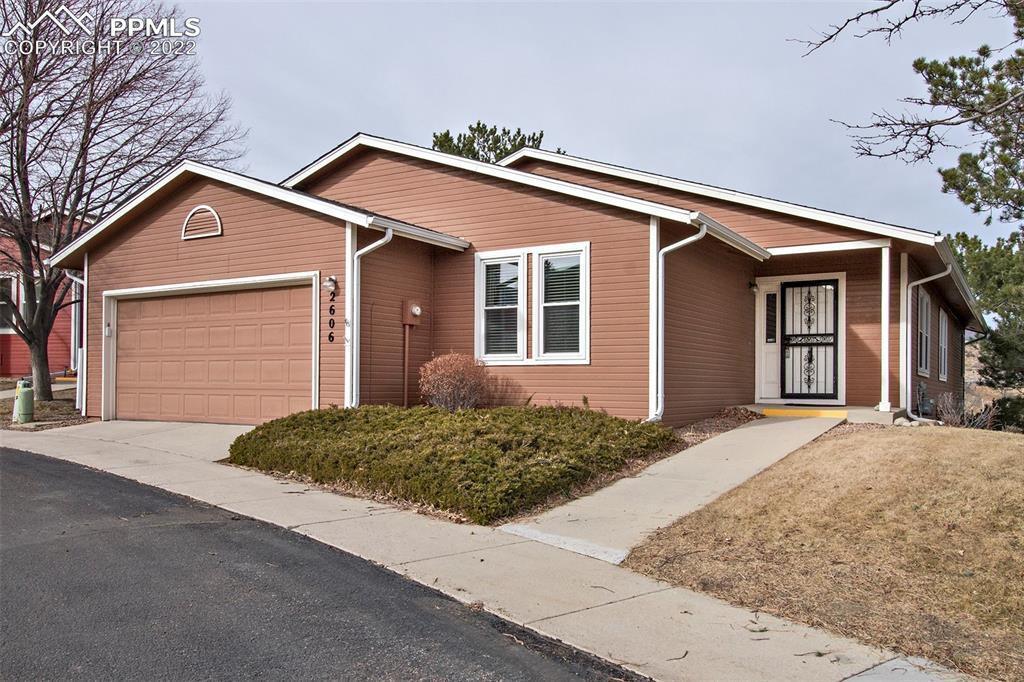 2606 Patriot Heights, Colorado Springs, CO 80904