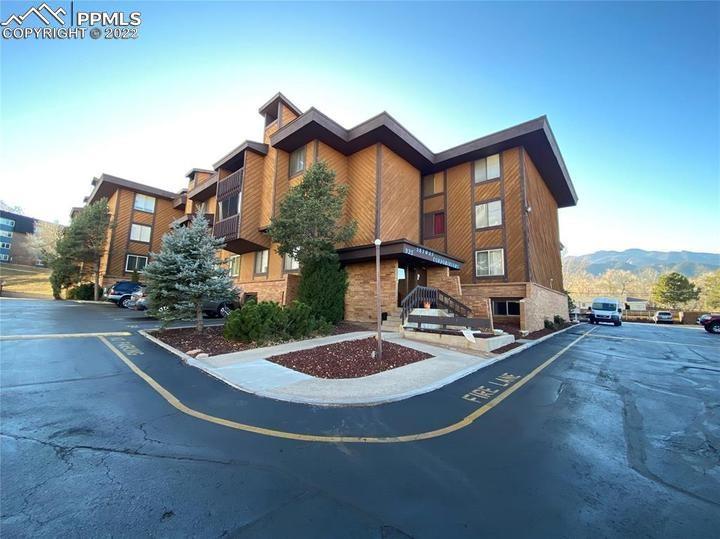 935 Saturn Dr. #1, Colorado Springs, CO 80905