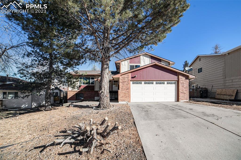 2710 Maroon Bells Ave., Colorado Springs, CO 80918