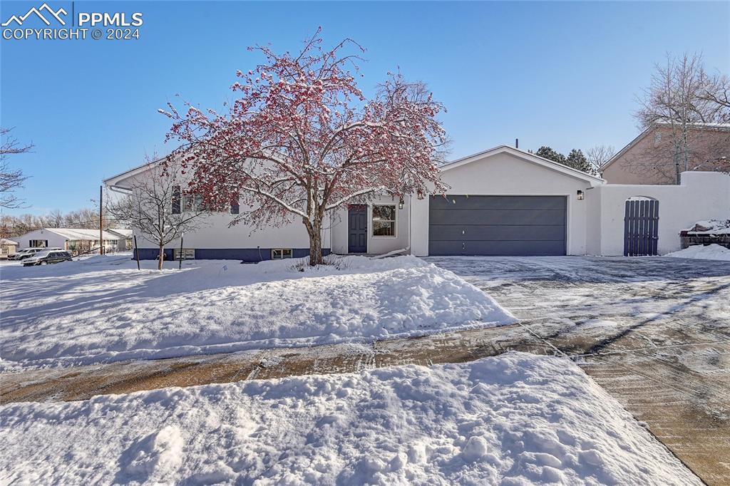 2505 E San Miguel St., Colorado Springs, CO 80909