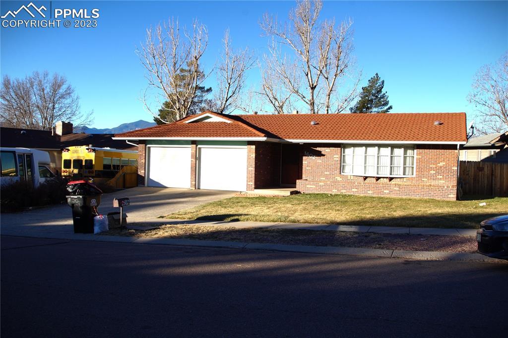 1602 Lehmberg Blvd., Colorado Springs, CO 80915