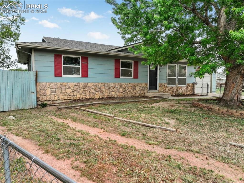 5012 Old Fountain Blvd., Colorado Springs, CO 80916