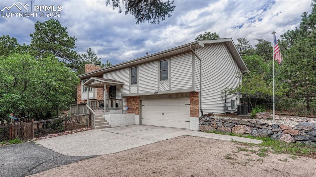 6307 Galway Dr., Colorado Springs, CO 80918