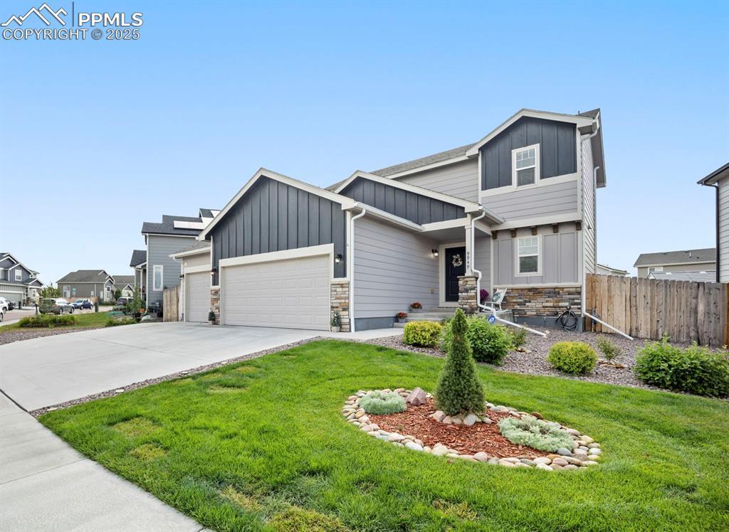 9949 Castor Dr., Colorado Springs, CO 80925