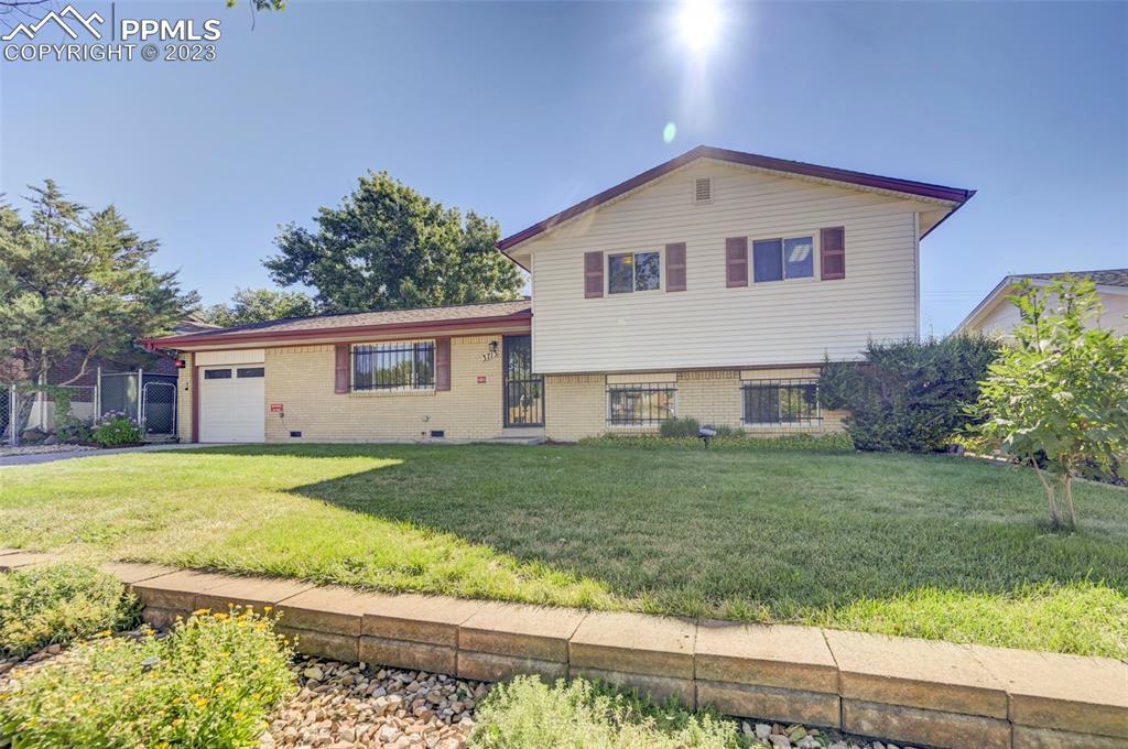 3713 N Chestnut St., Colorado Springs, CO 80907