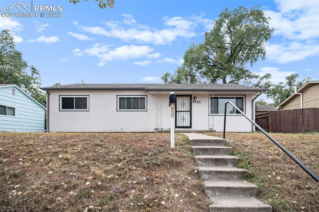 2527 E San Miguel St., Colorado Springs, CO 80909