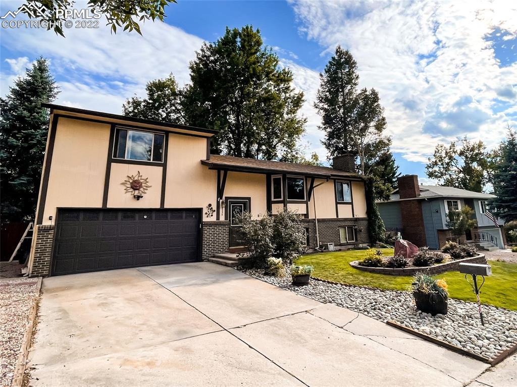 5235 Whimsical Dr., Colorado Springs, CO 80917