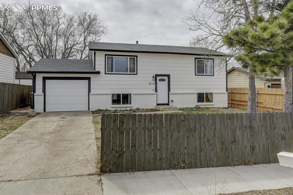 3515 Verde Dr., Colorado Springs, CO 80910
