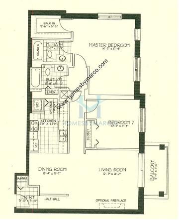 Photos of the D model in the Park Avenue Station subdivision in Clarendon Hills, IL