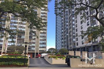 Edgewater neighborhood in Chicago, IL