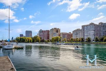 Lake View neighborhood in Chicago, IL