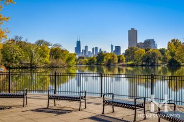 Lincoln Park neighborhood in Chicago, IL