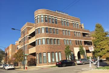 Logan Square neighborhood in Chicago, IL