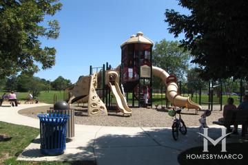 Wood Oaks Green Park in Northbrook, IL