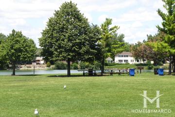 Wood Oaks Green Park in Northbrook, IL