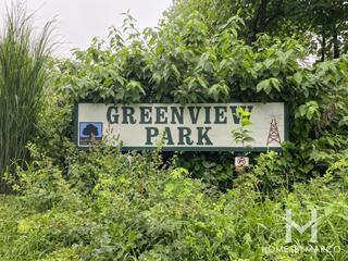 Photos of Greenview Park in Northbrook, IL