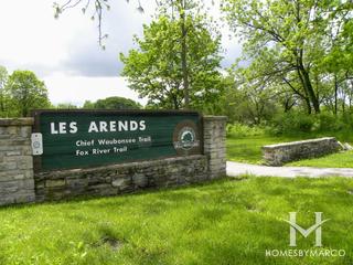 Photos of Les Arends Forest Preserve in Batavia, IL
