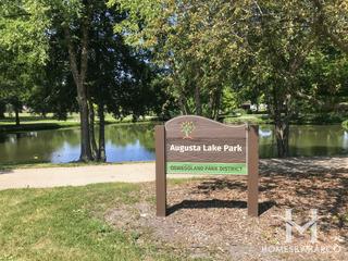 Photos of Augusta Lake Park in Oswego, IL