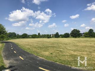 Farmington Lakes Park in Oswego, IL