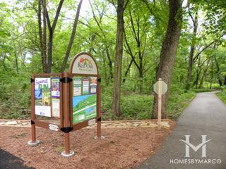 Red Oak Nature Center and Park in Batavia, IL