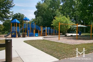 Cottonwood Park in Palatine, IL