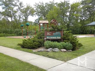 Photos of Willowwood Park in Palatine, IL