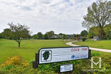 Photos of Cove Park in Schaumburg, IL