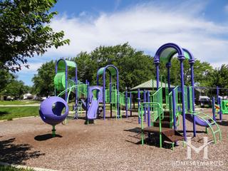 Sunnydale Park in Streamwood, IL