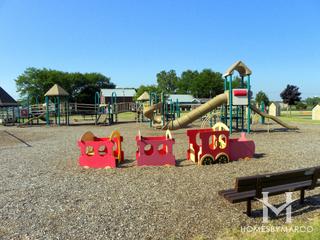 Hoosier Grove Park in Streamwood, IL