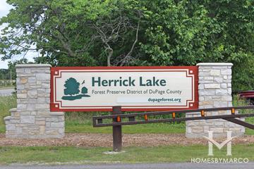 Photos of Herrick Lake Forest Preserve in Wheaton, IL