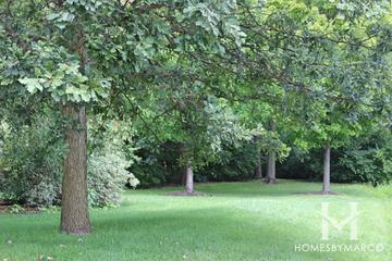 Arboretum Mews Park in Wheaton, IL