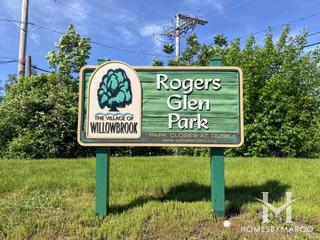 Photos of Rogers Glen Park in Willowbrook, IL
