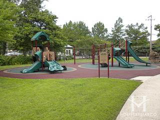 Earlywine Park in Wilmette, IL