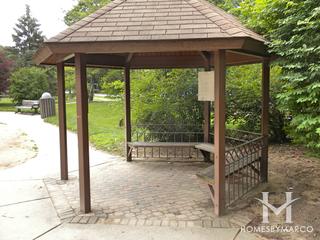 Maple Park in Wilmette, IL