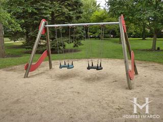 Maple Park in Wilmette, IL