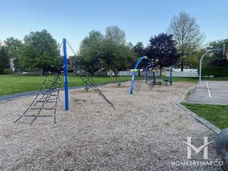 Photos of Winfield Estates Park in Winfield, IL