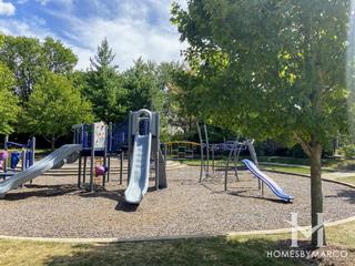 Mending Wall Park in Woodridge, IL