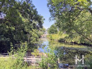 Photos of Lake Harriet Park in Woodridge, IL