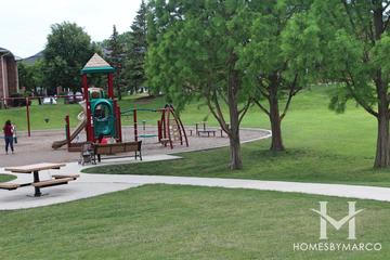 Falcon Park in Arlington Heights, IL