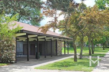 Hickory Meadows Park in Arlington Heights, IL