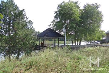 Lake Arlington Park in Arlington Heights, IL