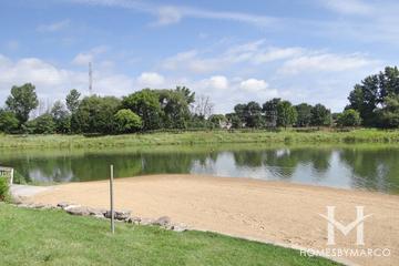 Lake Arlington Park in Arlington Heights, IL