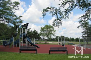 Woodland Park in Buffalo Grove, IL