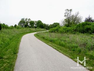 Red Hawk Park Forest Preserve in Carol Stream, IL