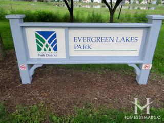 Photos of Evergreen Lakes Park in Carol Stream, IL