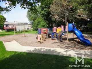 Papoose Tot Lot in Carol Stream, IL