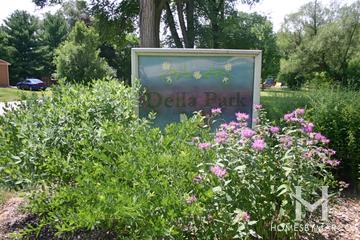Photos of Della Street Park in Crystal Lake, IL