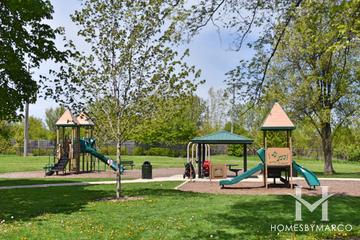Willow Park in Des Plaines, IL