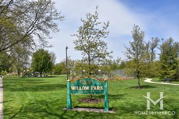 Photos of Willow Park in Des Plaines, IL