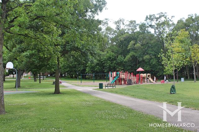 Greens Park in Arlington Heights, IL